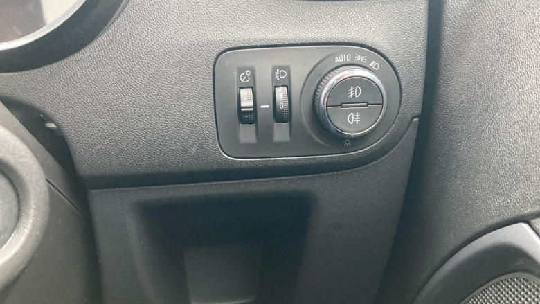 Vauxhall Crossland X 1.2T [130] Elite Nav 5dr [Start Stop] Auto Petrol Hatchback